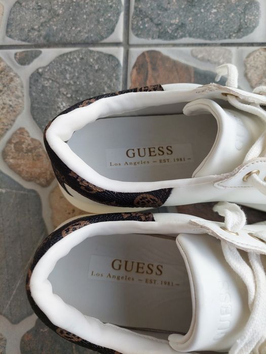 Adidași Guess  originali – mărimea 39 – stare bună