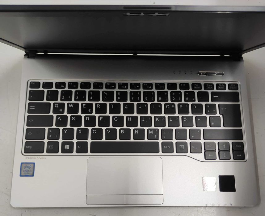Лаптоп FUJITSU LifeBook S938 - Бургас ТЕРПОТЕХ