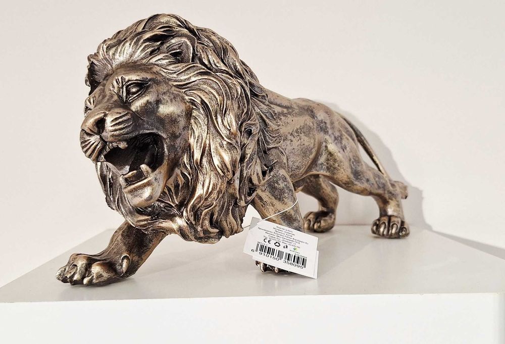 Нова Статуетка Лъв  или Закачалка Лъв за Стена 22см -Декорация