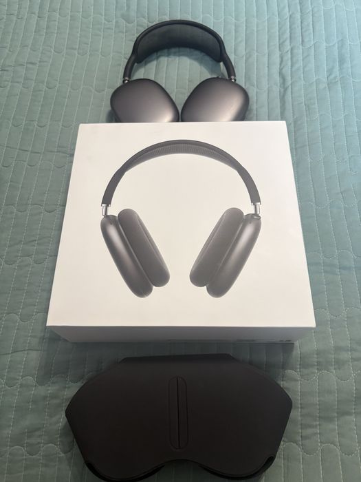 AirPods Max Space Grey