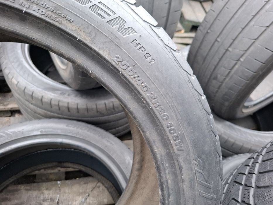 Vand 2 anvelope 255 45 20 kumho bune de vara dot 2020