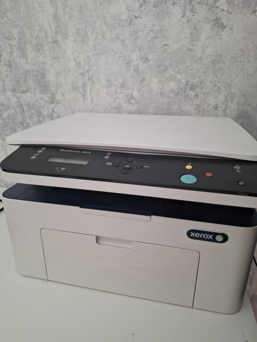 Продам принтер Xerox