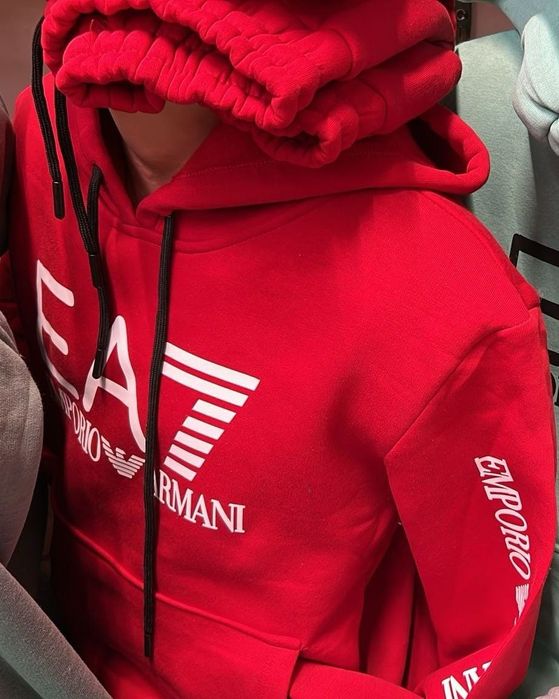 Trening unisex din nou pe stoc