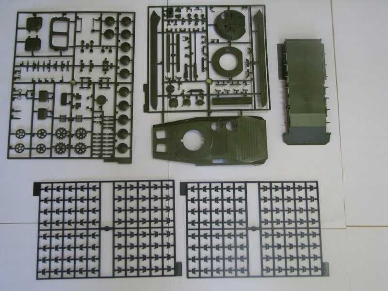 Сборная модель БМП-2 (Звезда 1/35)
