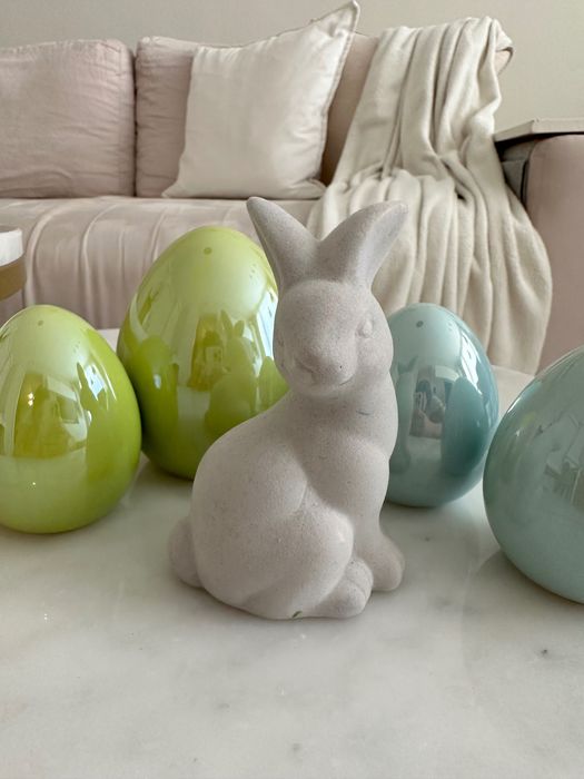 Великденска декорация яйца заек