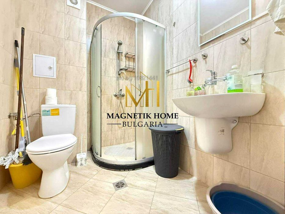 Дава се под наем Двустаен апартамент в Бургас, Изгрев - 72 кв.м за 408 € - Снимка #2