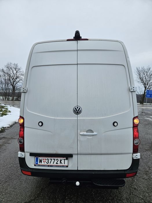 VW Crafter Макси база 2.0TDI Евро 5 6 скорости 
Климатроник Темпомат