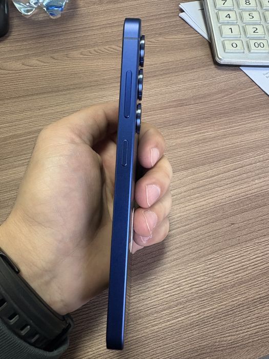 Продам  Samsung S25 256 gb