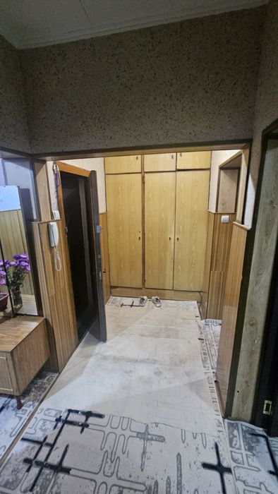 Своя квартира( риелторам не звонить )