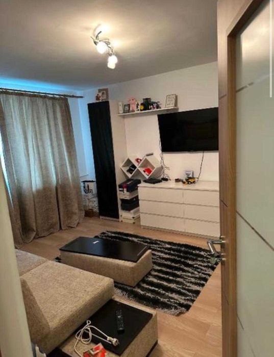 Inchiriez apartament 2 camere - Parc Moghioros Sector 6 / Proprietar