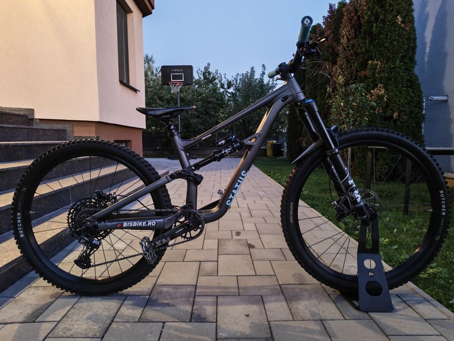 Specialized Status 160 Satin Grey