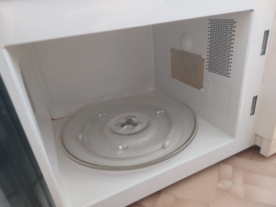 Продам микроволновку Scarlett