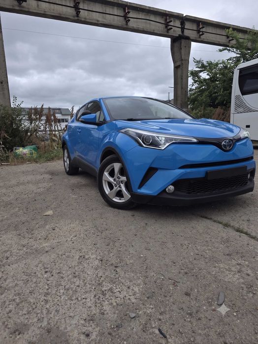 Toyota C-HR 1.8 Hybrid 125000km Garantie Toyota pana la 2000.000km unic proprietar  Agreeata scoala de soferi