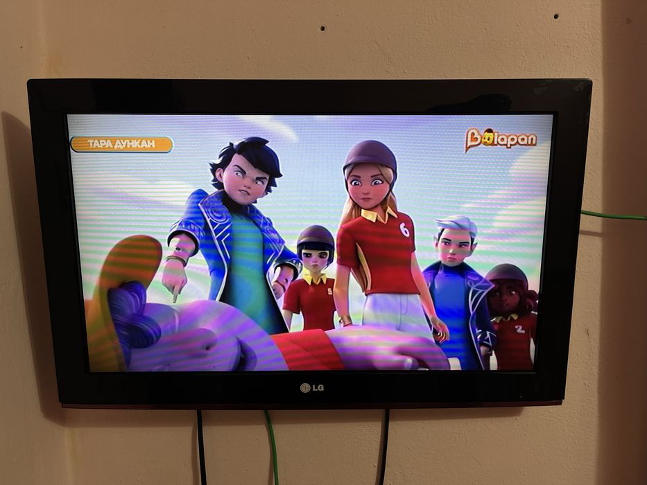 продам шкаф и телевизор