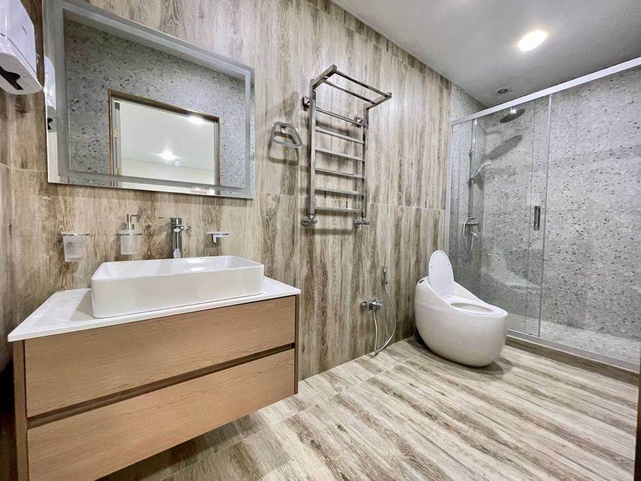 Офис на Саламатина / СРОЧНО