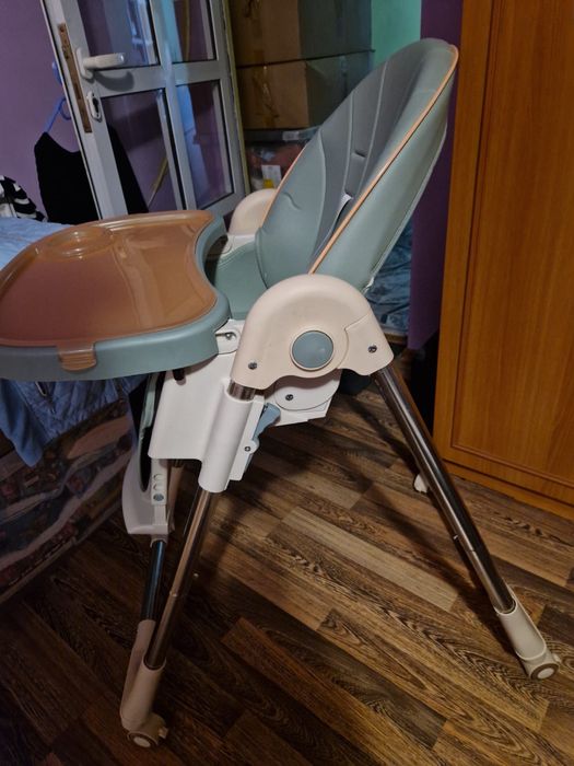 Scaun de masa pentru copii