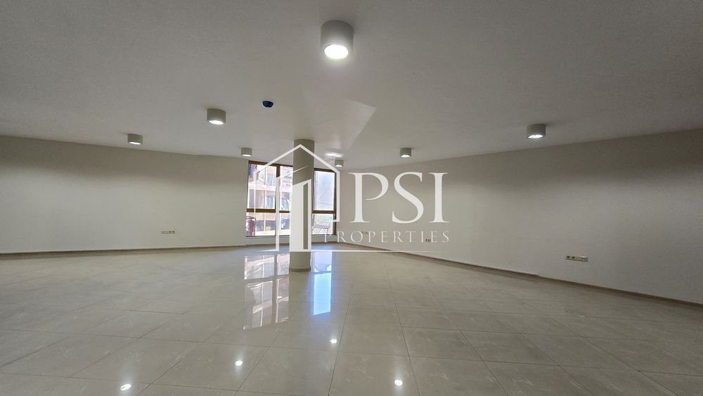 Продава се Офис в Пловдив, Център - 138 кв.м за 6 €/кв.м - Снимка #2