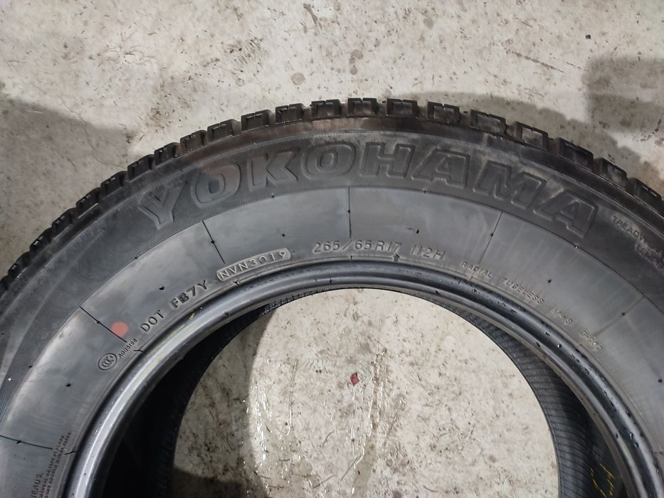 Продам комплект резины 265/65/17