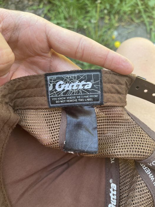 Gutta cap hot coffe