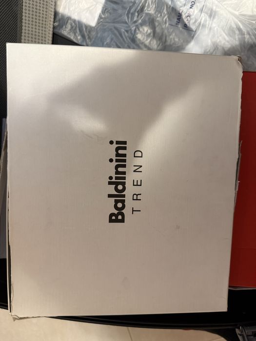 Baldanini черни кожени обувки на платформа с ест косъм