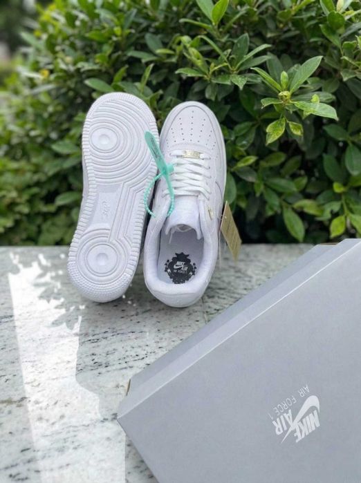 Adidasi Nike Air Force 1 Triple White Low