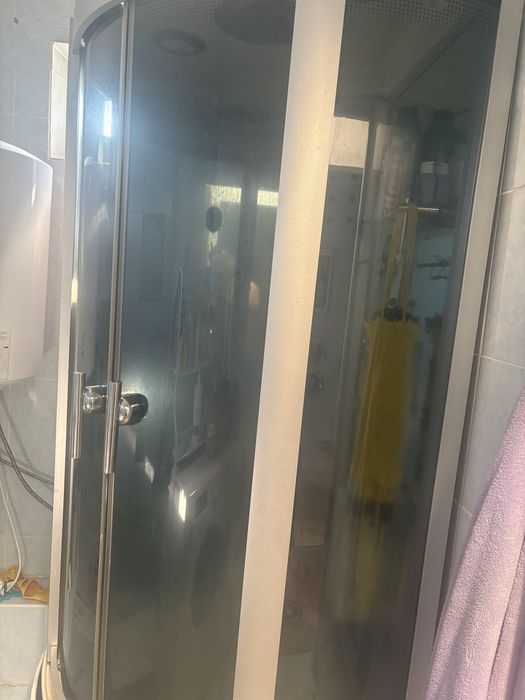 Продам душевую кабину