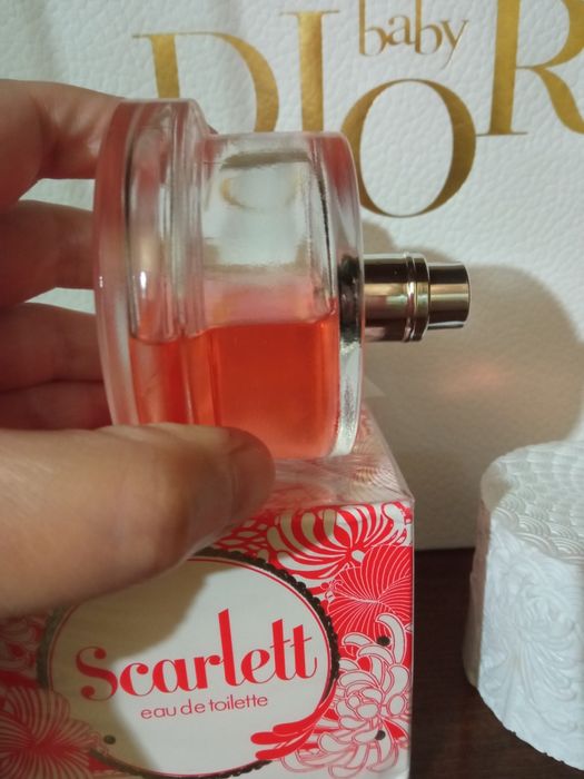 Парфюм Casharel Scarlet. РЕДКОСТЬ.