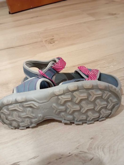 Сандали Декатлон