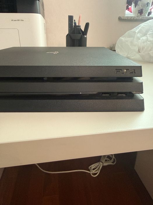 Игровая приставка SONY PS 4