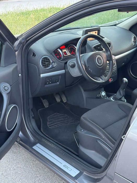Renault Clio 20th Edition