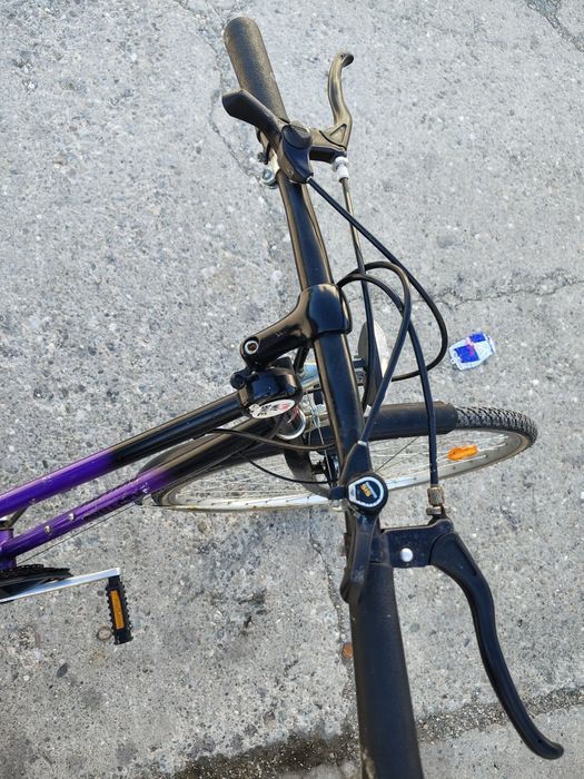 Bicicleta dama Dynasty roti 28. 18 viteze.