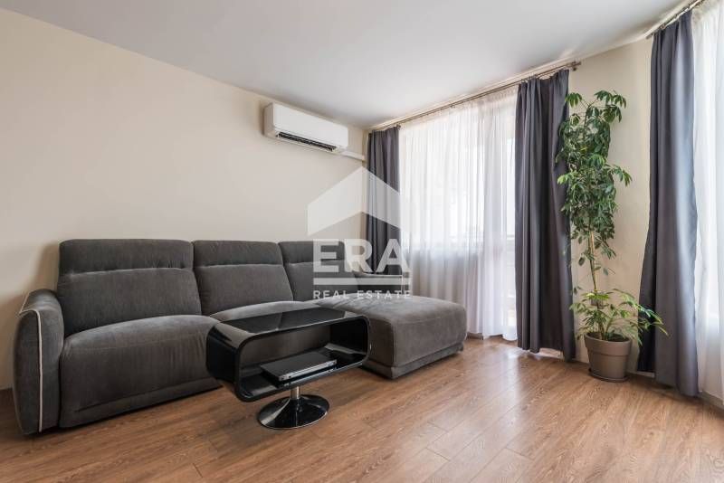 Продава се Тристаен апартамент в Варна, м-т Пчелина - 105 кв.м за 1991 €/кв.м - Снимка #1