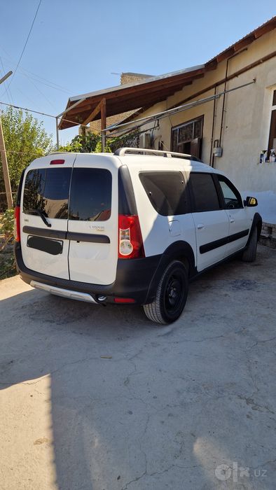Lada Largus Kross 2018 Yil