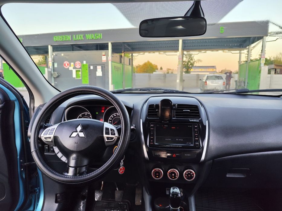 Se vinde Mitsubishi ASX
