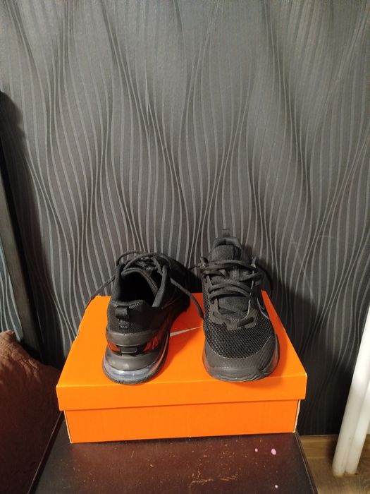 Nike-Маратонки,всесезонни