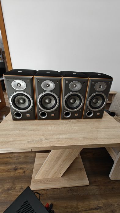 4 boxe jbl E30 series+ statie Yamaha