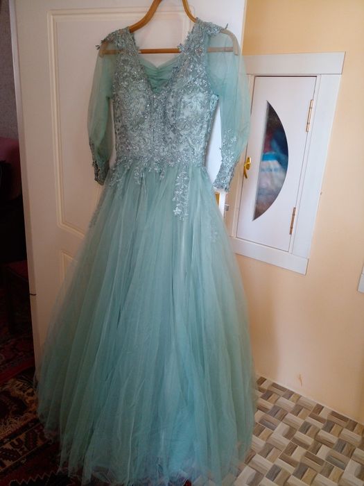 Бальное платье для выпускницы.