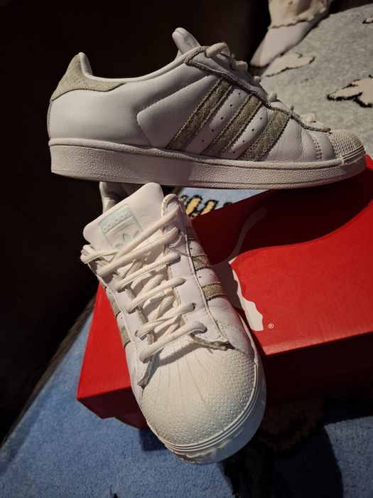Adidasi   Adidas