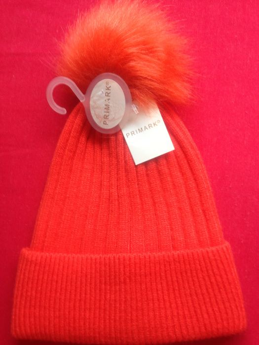 нова зимна шапка размер М/Л