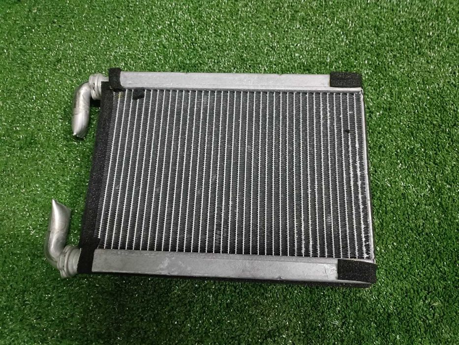 Оригинальный радиатор печки от Toyota Camry 30 35