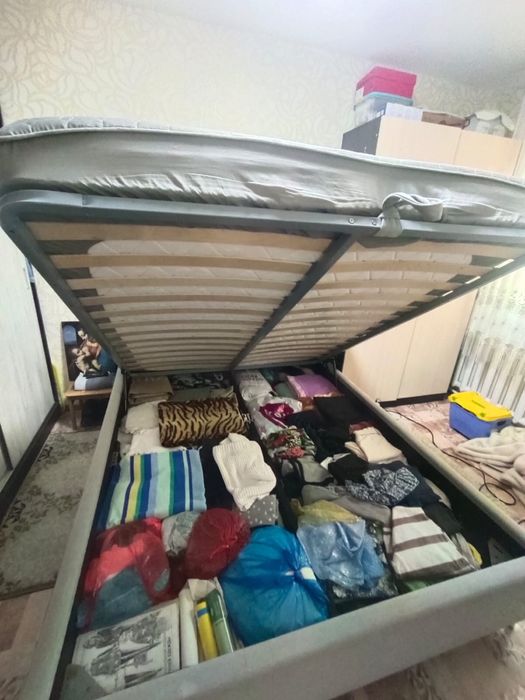 Продам кровать срочно!!!