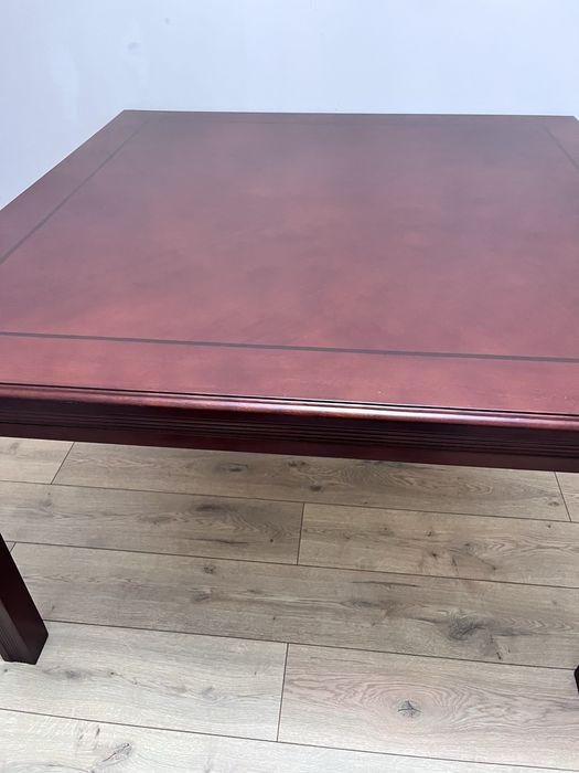 Продам деревянный стол