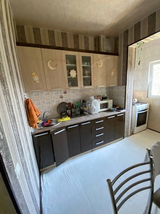 Продаётся 4/1/4 Каракамыш-2/4 вдоль дороги Французской планировки