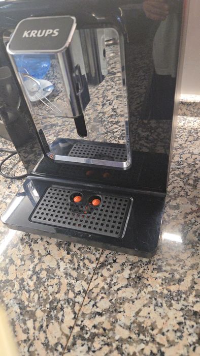 Кафе машина KRUPS Fully Automatic EA89