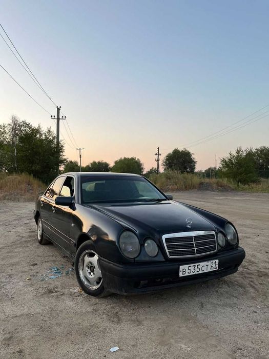 Бампер на Mercedes-Benz W210 В стиле AMG E50 Перед/Зад/Пороги
