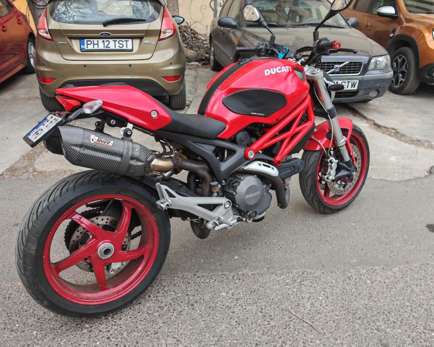 Ducati Monster 696 - 2009 - 27.000 km