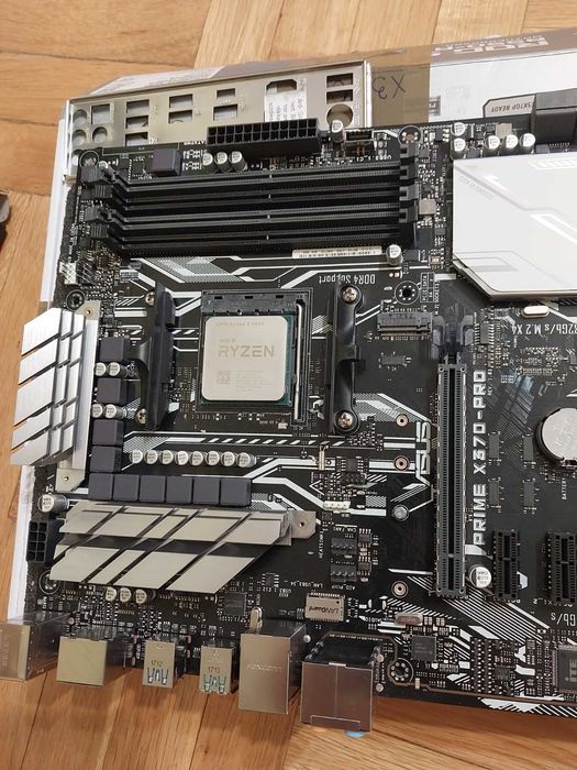AMD Ryzen 5 3600 + Asus Prime X370-PRO