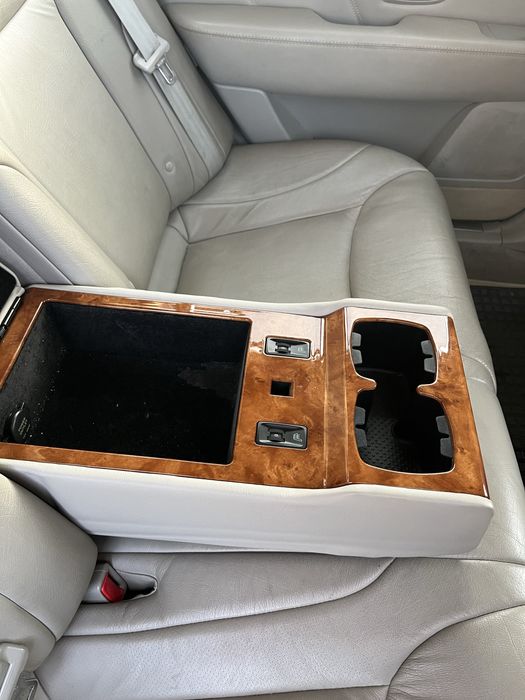 Продавам Kia Opirus