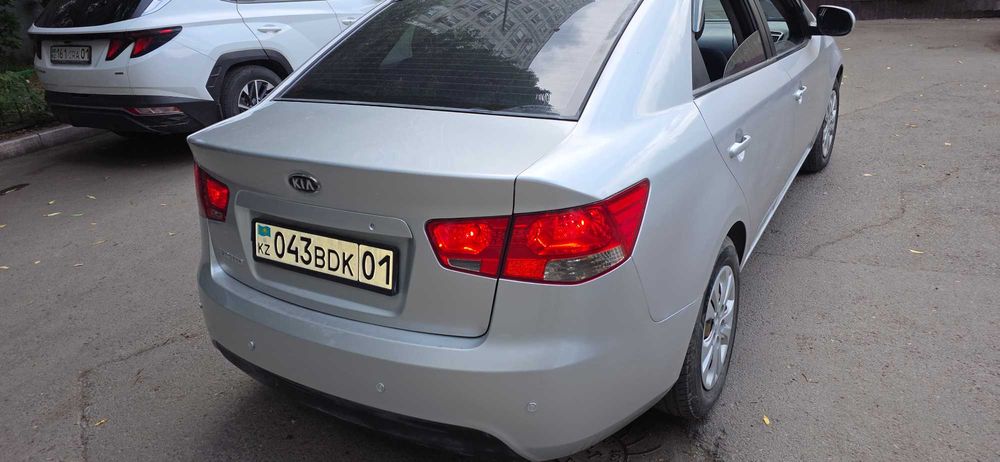 Аренда KIA cerato