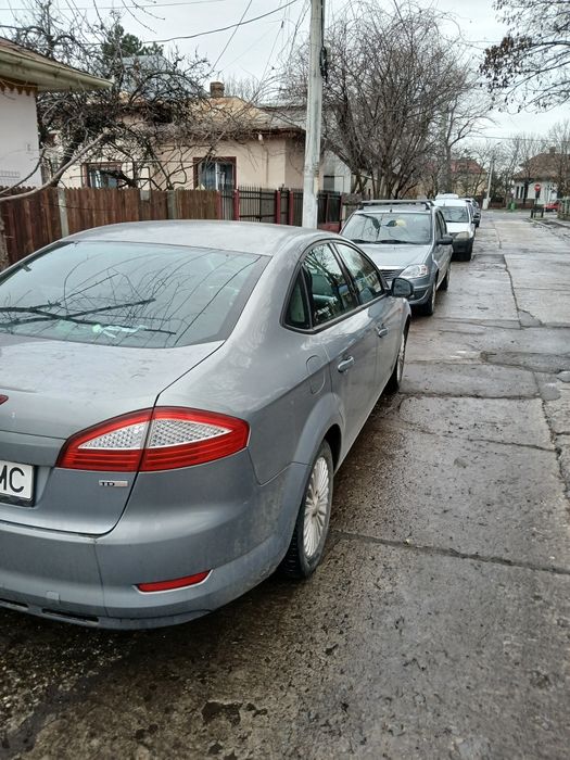 De vanzare ford mondeo mk4